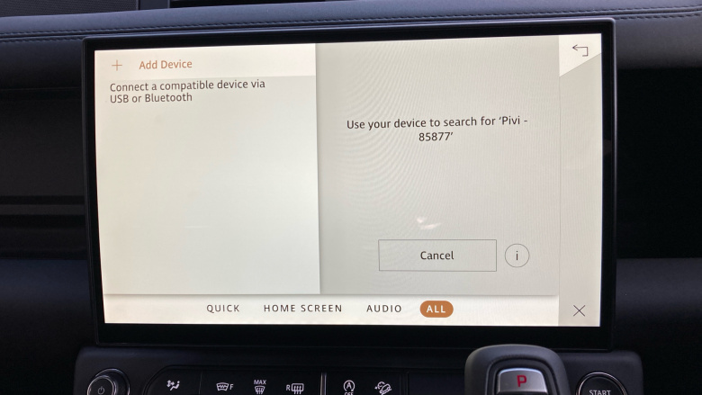 Land Rover Defender 3.0 D250 X-Dynamic SE 90 3dr Auto Diesel Estate